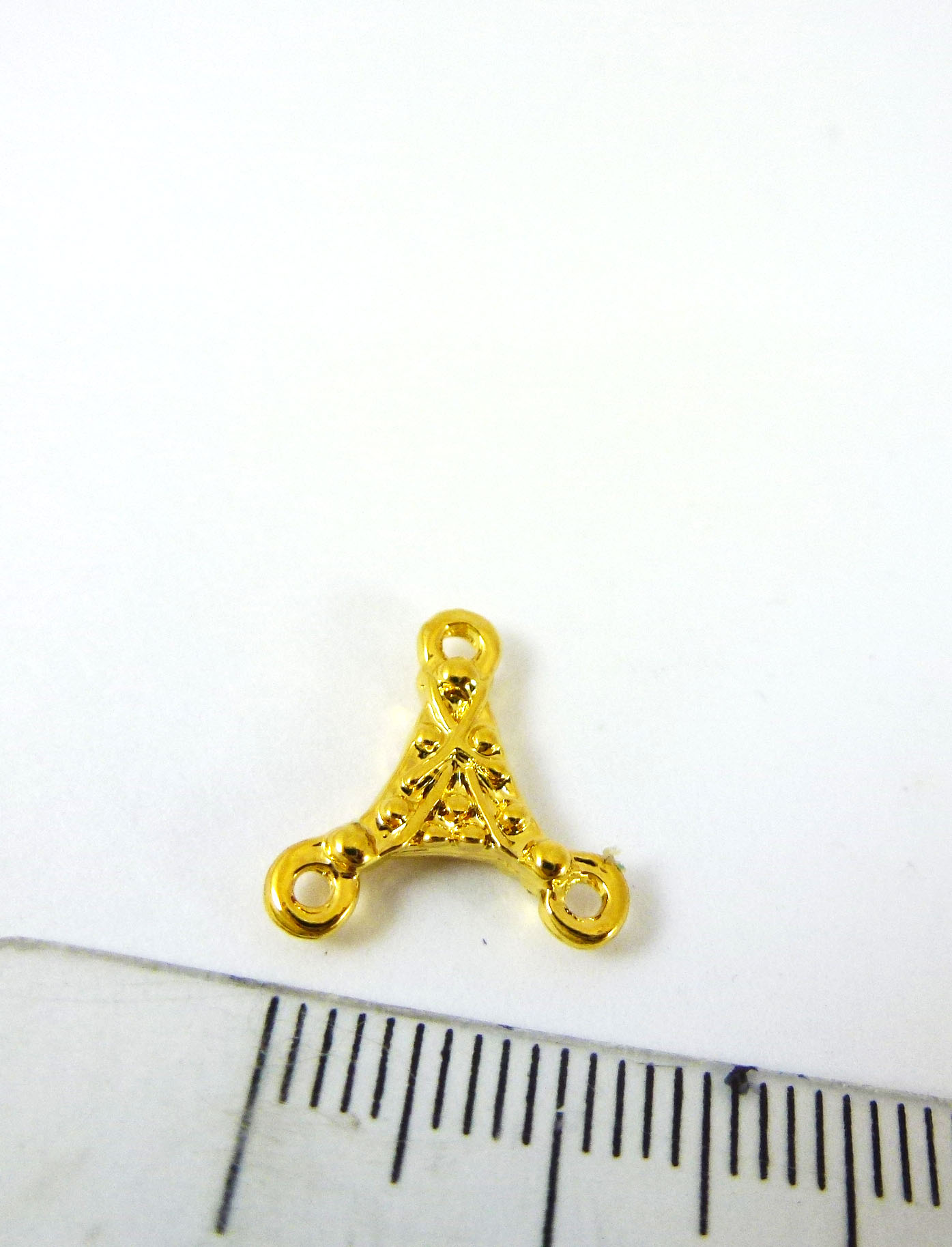 8mm銅鍍金色三孔三角形