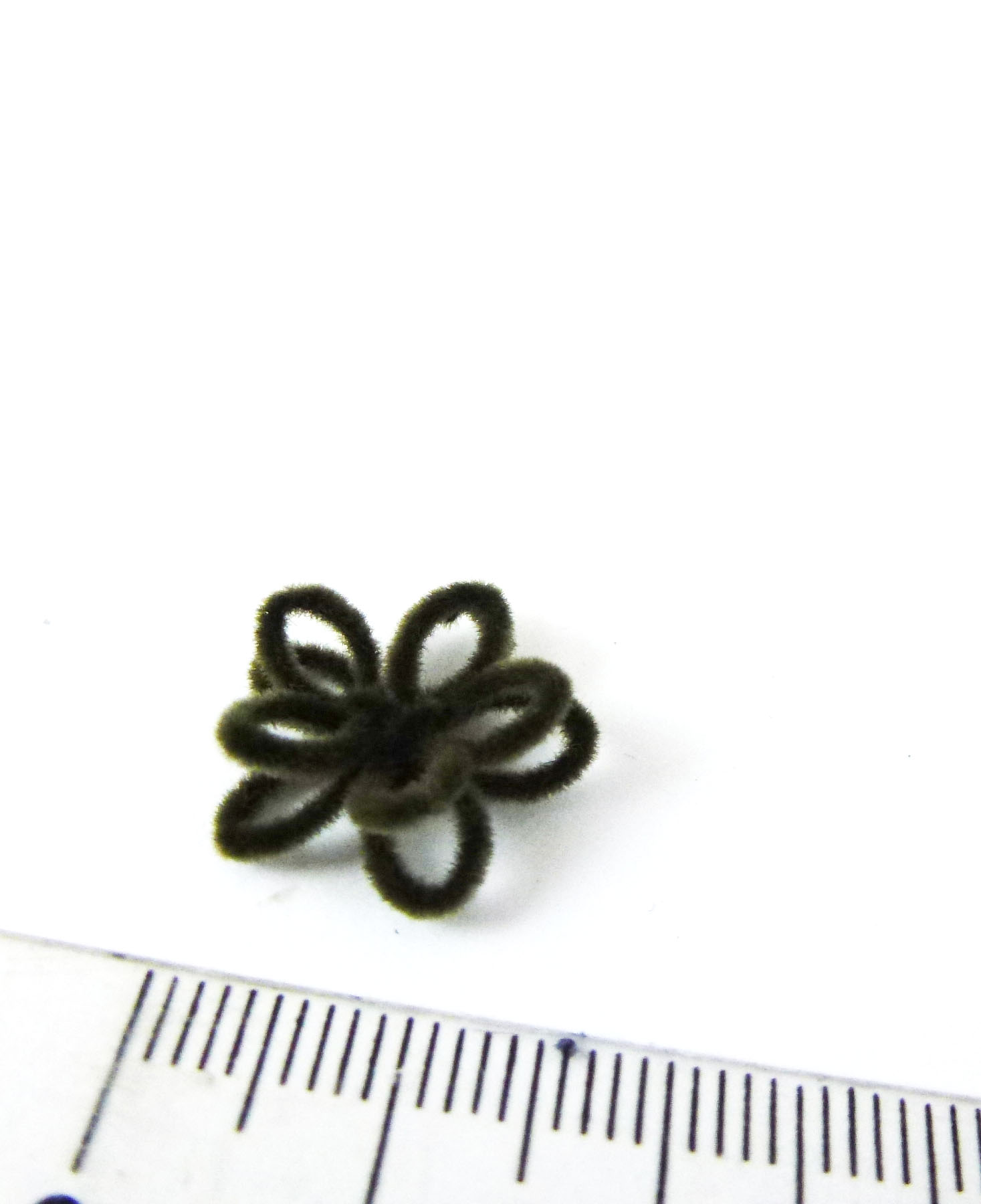 15mm絨布橢圓葉十瓣花-墨綠