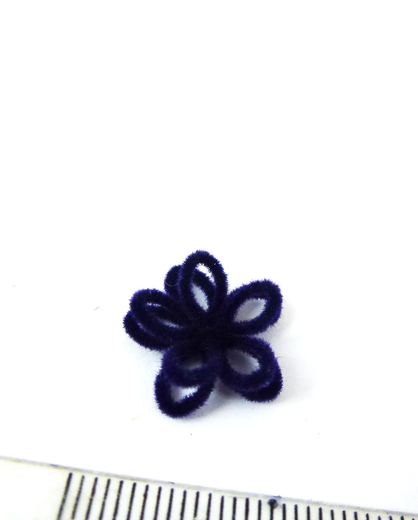 15mm絨布橢圓葉十瓣花-紫絲絨