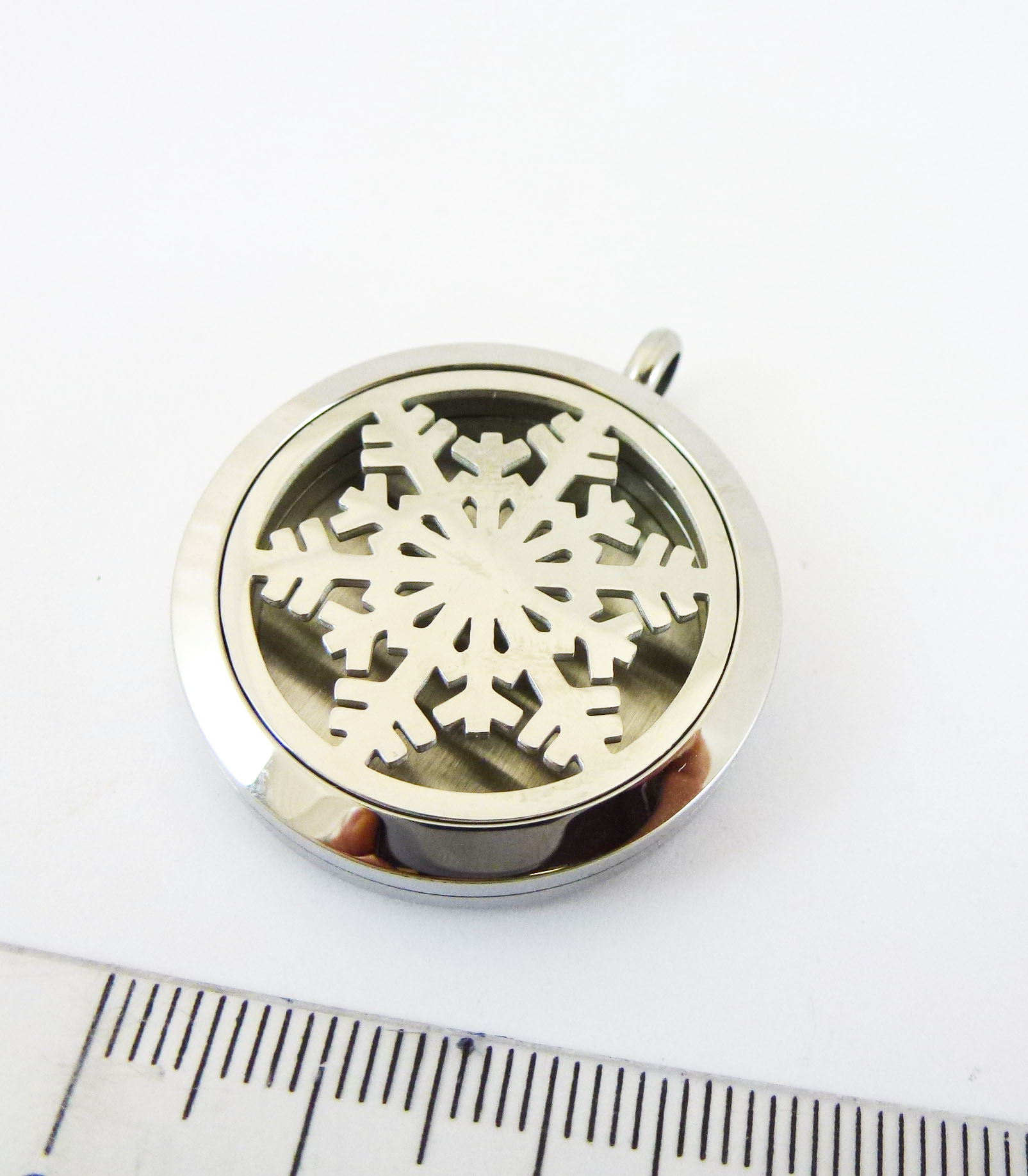 30MM不鏽鋼單孔刻花圓盒-雪花