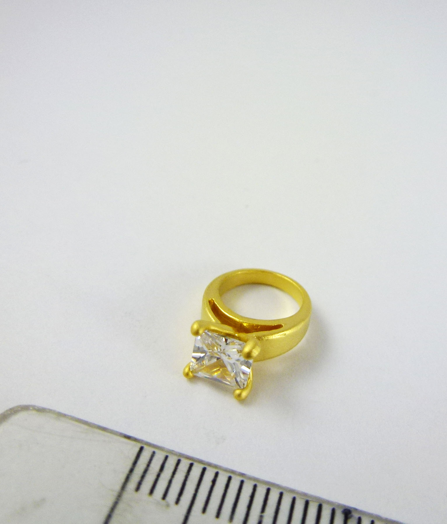 5MM合金鍍霧金方形鑽戒