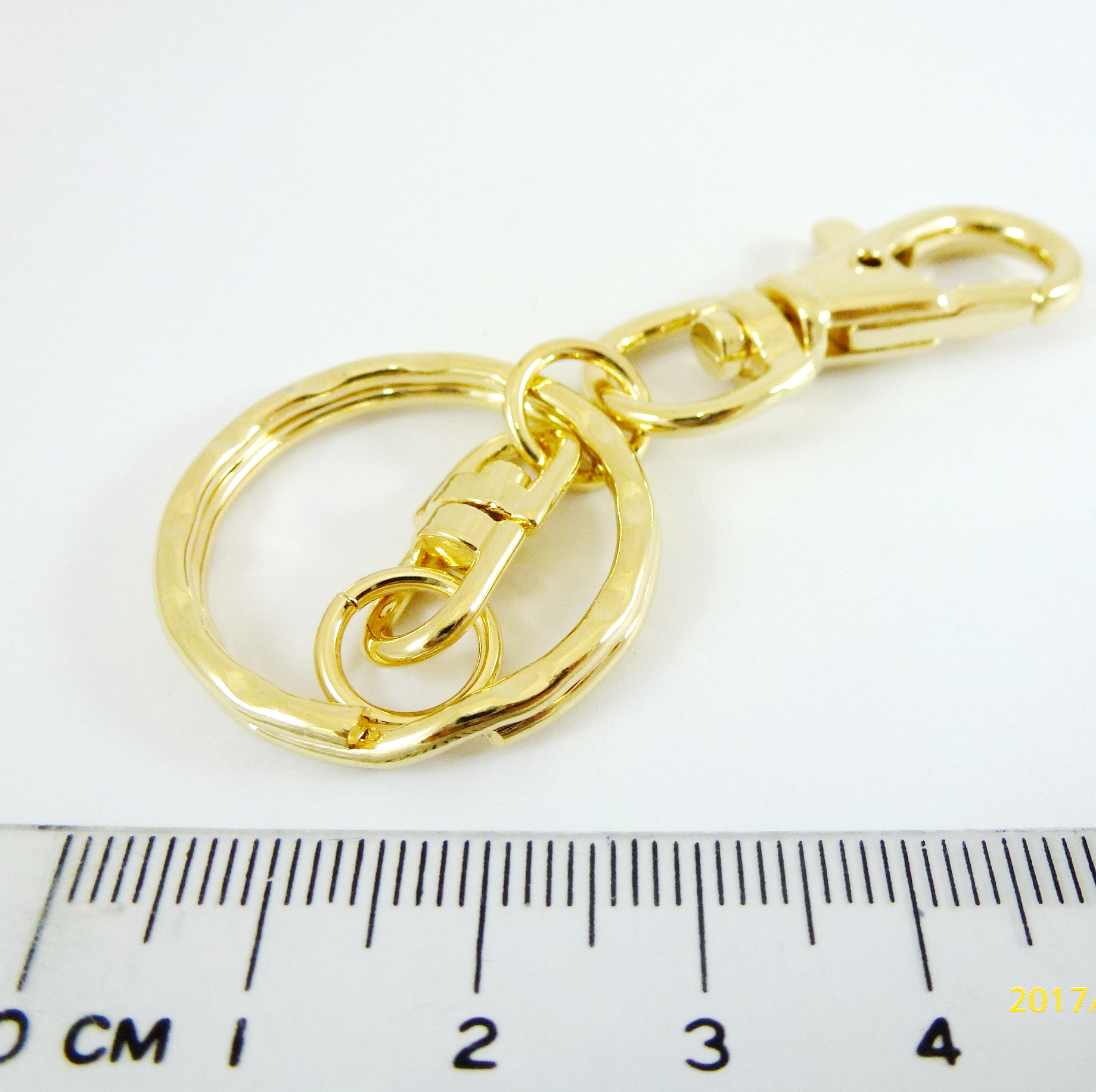 38mm銅鍍金色狗扣附波紋圓形雙圈鑰匙圈